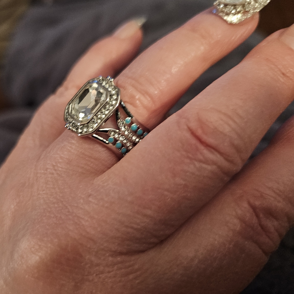 Gemstone Ring (NEW) - Picture 4 of 9